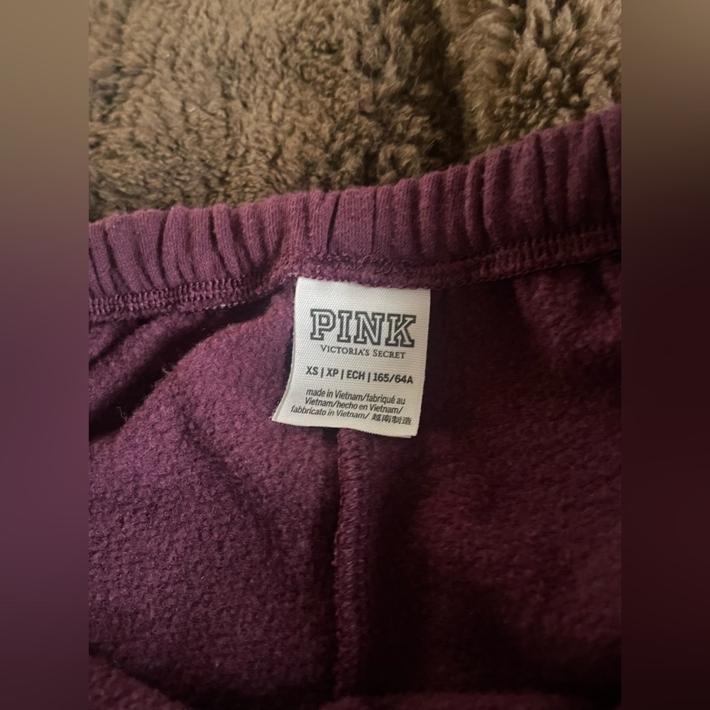 Victoria's Secret Cropped Sweat Pants with Drawstring - Picture 2 of 4